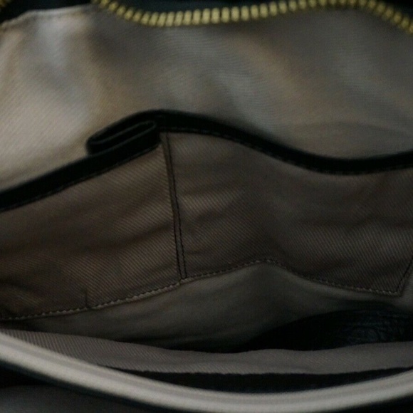 NWT Crizzapi Bolsas soft black leather handbag/tote/crossbody - Picture 9 of 12